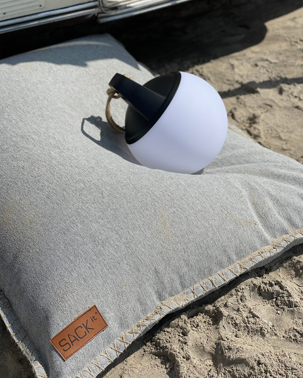 SACKit | Dansk design - Möbler och lampor av hög kvalitet