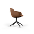 Brun läderstol med omfamnande ryggstöd och svart svängbart ställ för nordiska matrum från sackit i skandinavisk design