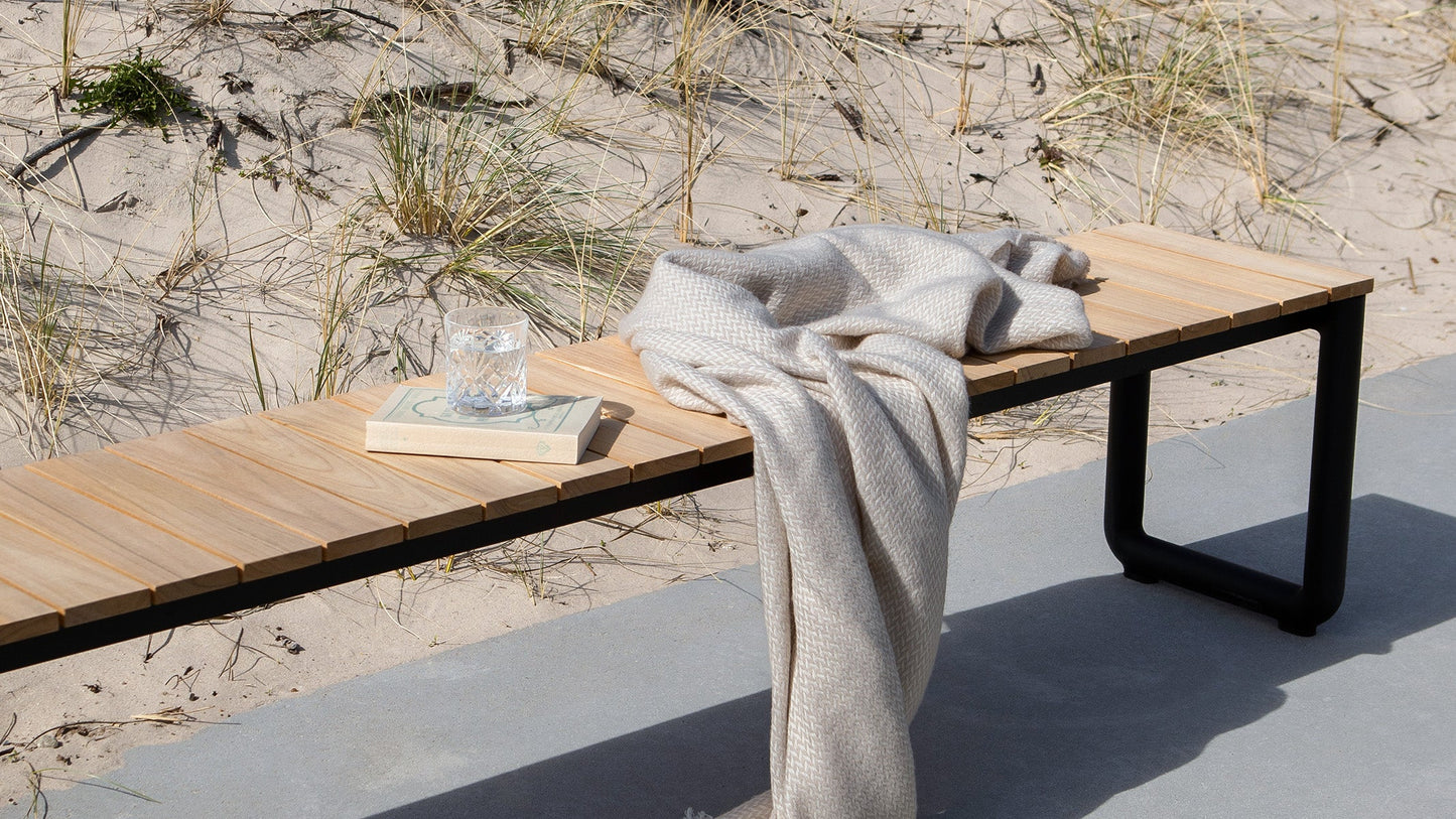 Patio Bench - 130x37 - Utomhusbänk i teakträ och aluminium