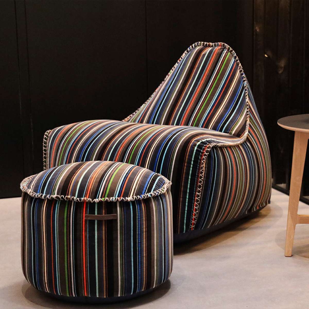 Lounge Chair & Pouf Paul Smith - Limited Edition