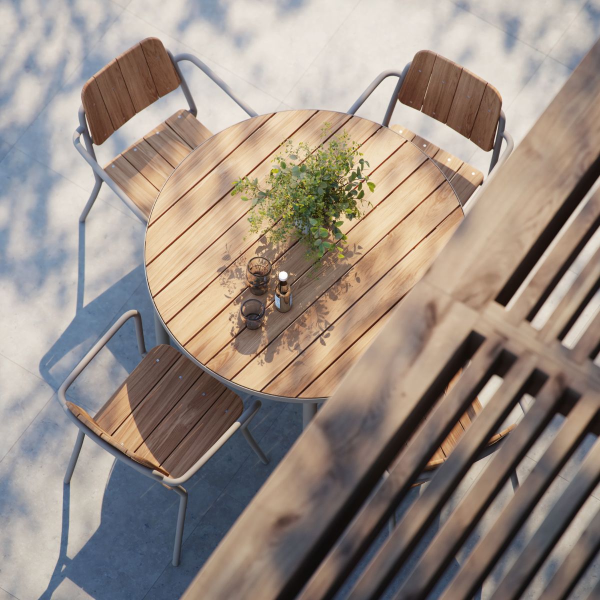 Kirra Dining Table Ø110 & 4 Kirra Patio Chair - Trädgårdsmöbelset med runt bord och 4 stolar