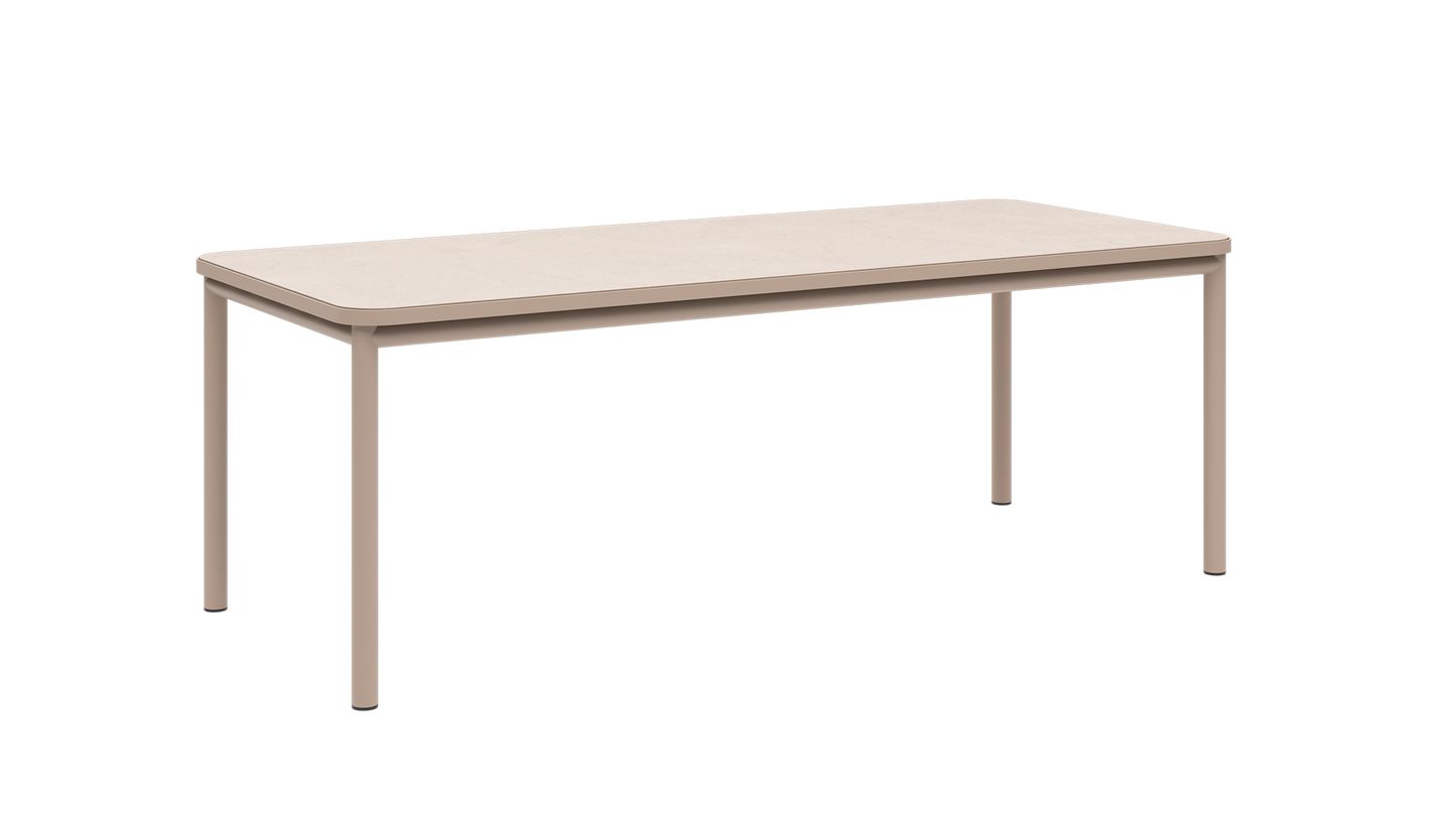 Kirra Dining Table 210x90 Ceramic - Elegant och väderbeständigt matbord för utomhusbruk med bordsskiva i keramik