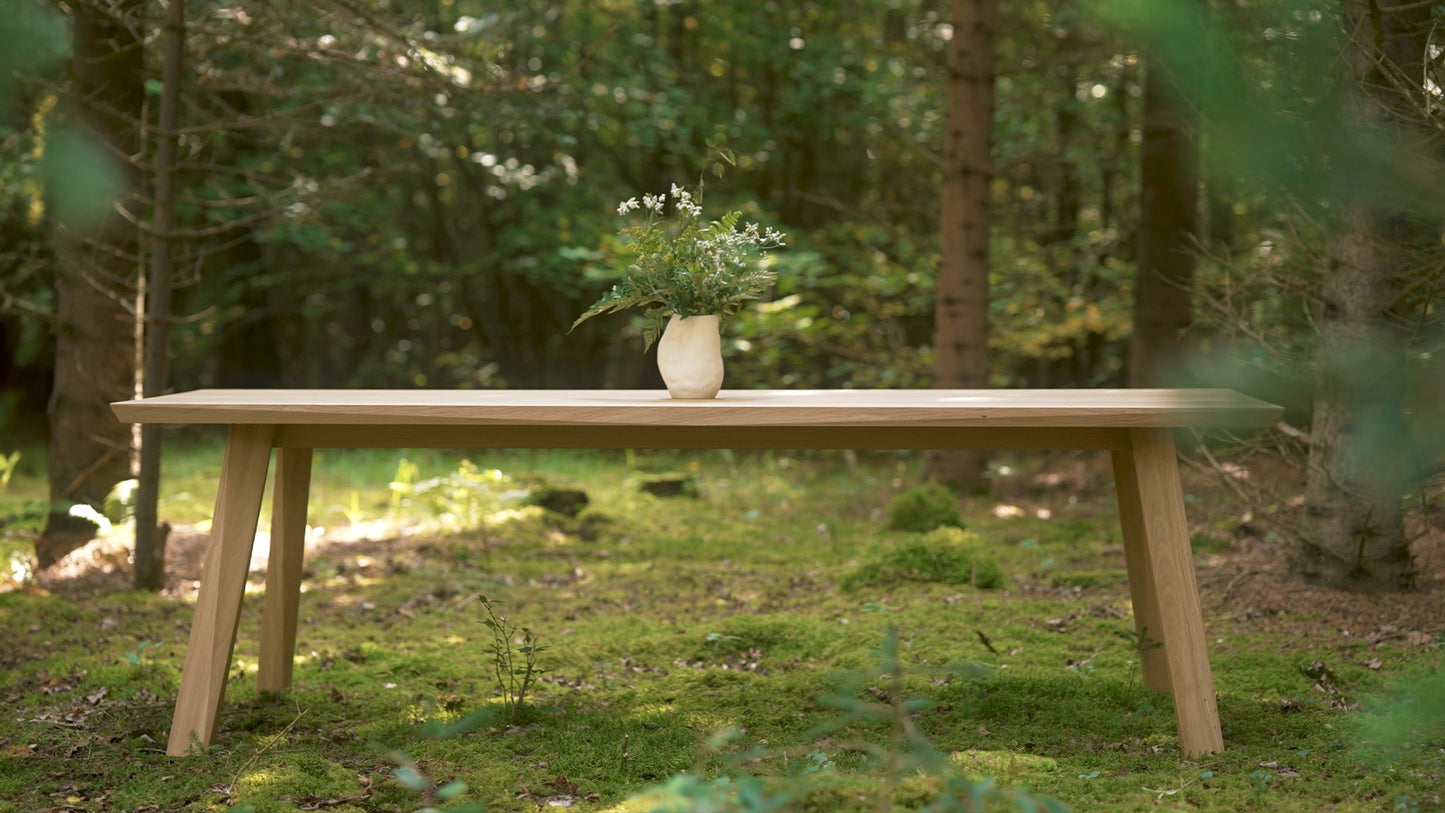 Edge Dining Table - 240x100 cm - Matbord i ek