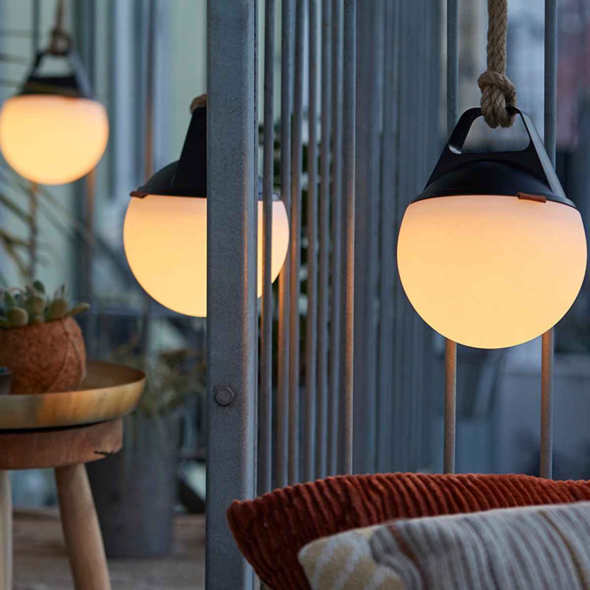 Light 155 - Utomhus / inomhus batteridriven lampa - Ø17 cm