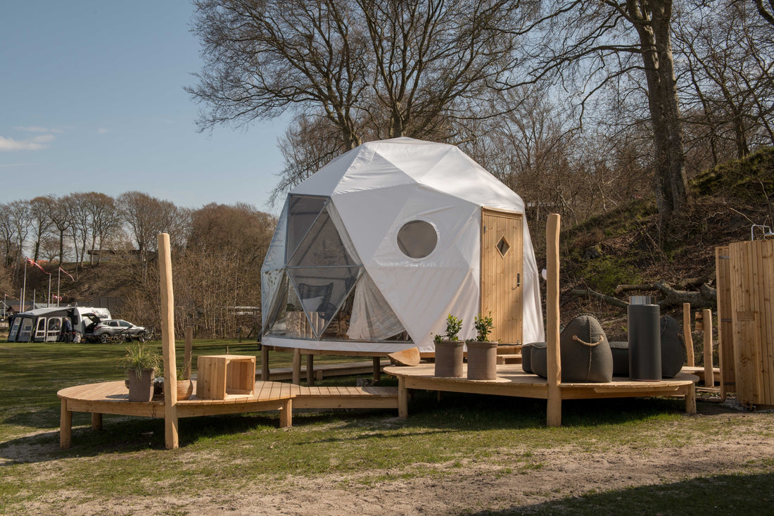 Loungeområde med SACKit Cobana möbler skapar avkoppling vid Mariager Camping & Hytter