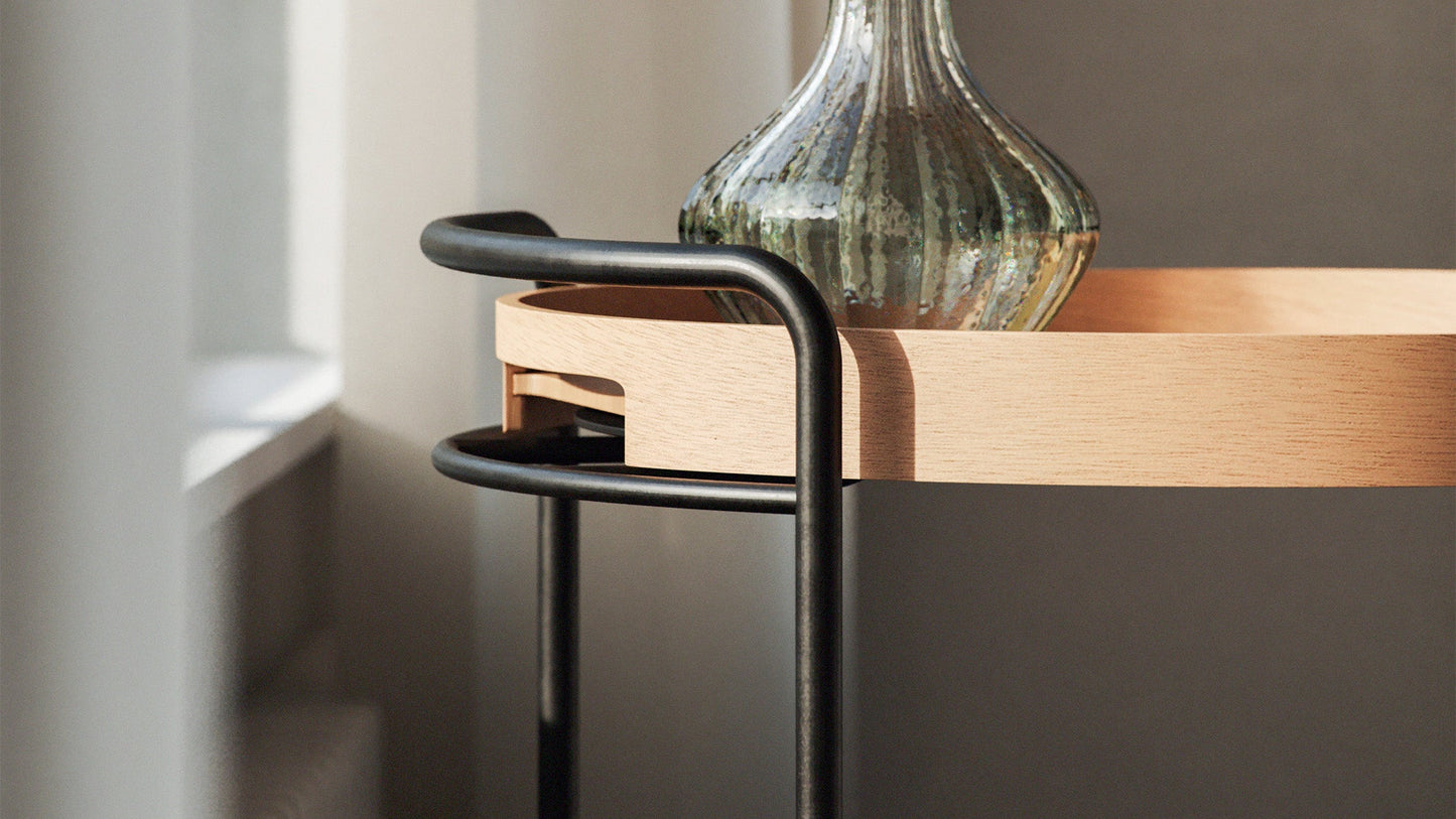 Nordic Serving Tray - Rund serveringsbricka i ekfaner, Ø50 cm