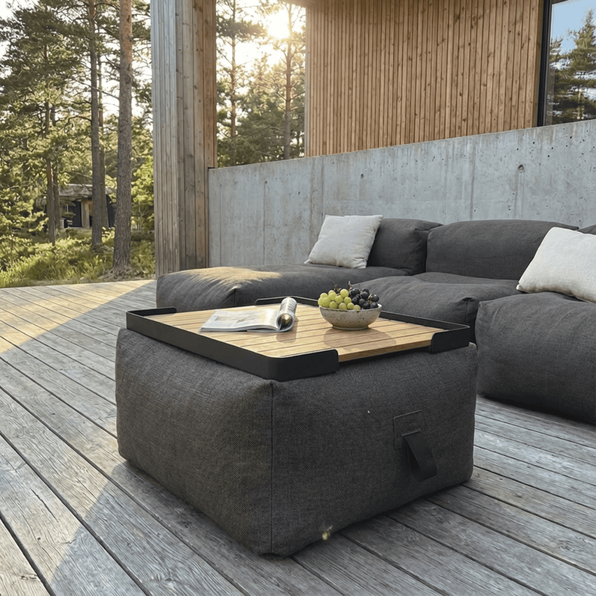 Patio Pouf Tray - Rektangulär serveringsbricka för inomhus- och utomhusbruk