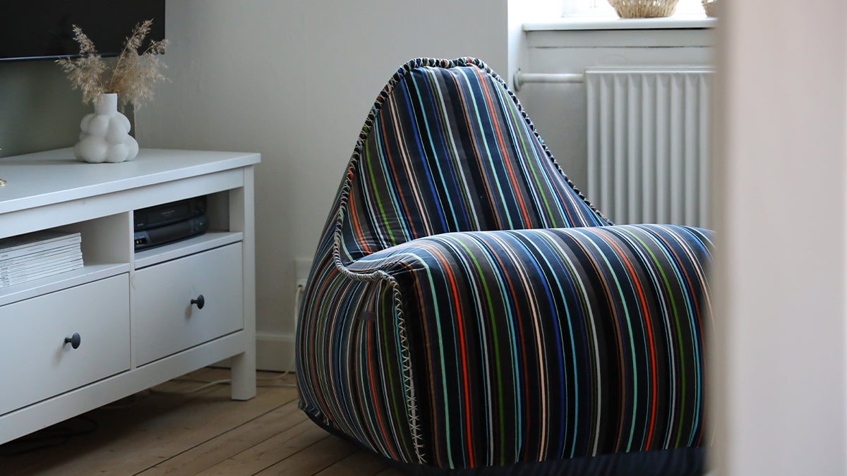 Lounge Chair & Pouf Paul Smith - Limited Edition - Exklusivt designat fåtölj i begränsat upplaga