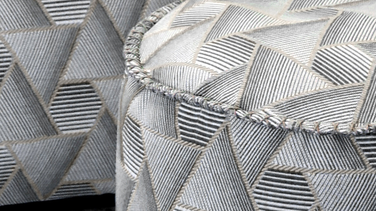 Pouf Noir - Limited Edition - Elegant designat puff i begränsat upplaga