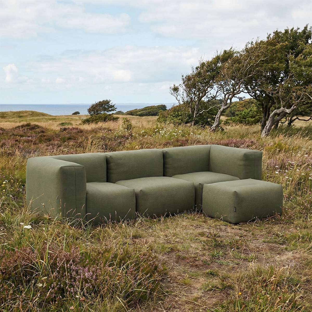 Soft Sofa Outdoor - 3 seater w/pouf