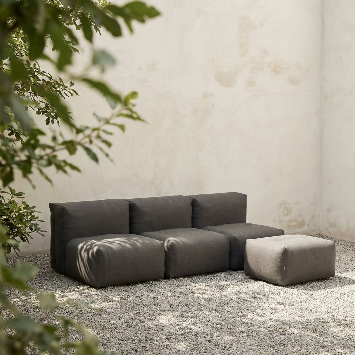 Soft Sofa Outdoor - 3 Seater open w/Pouf
