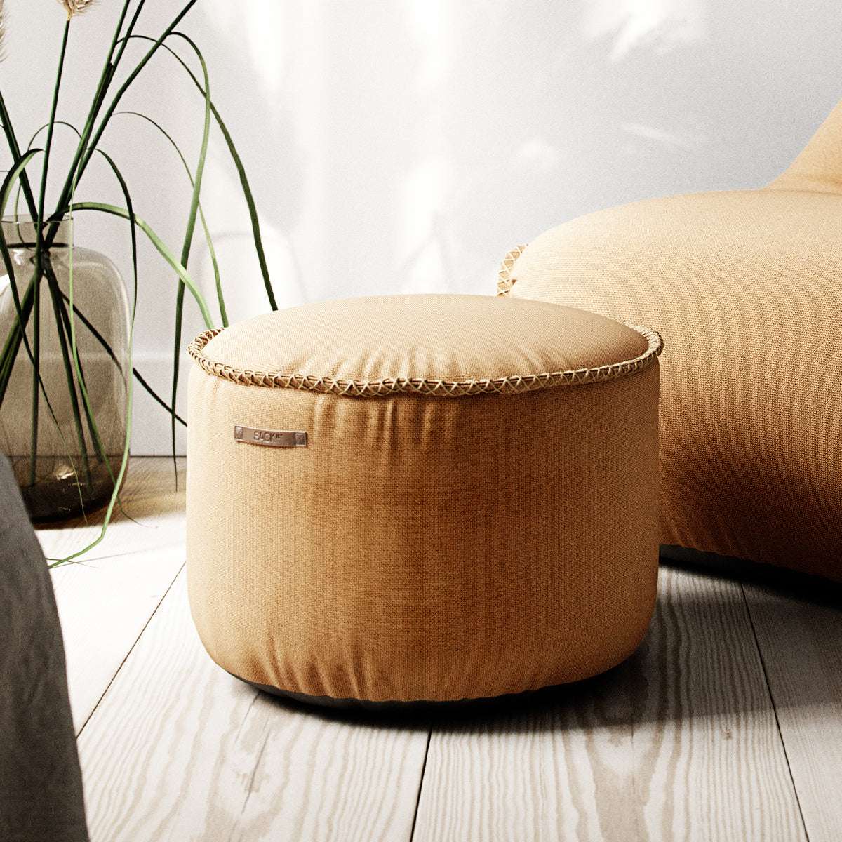 Cura Pouf