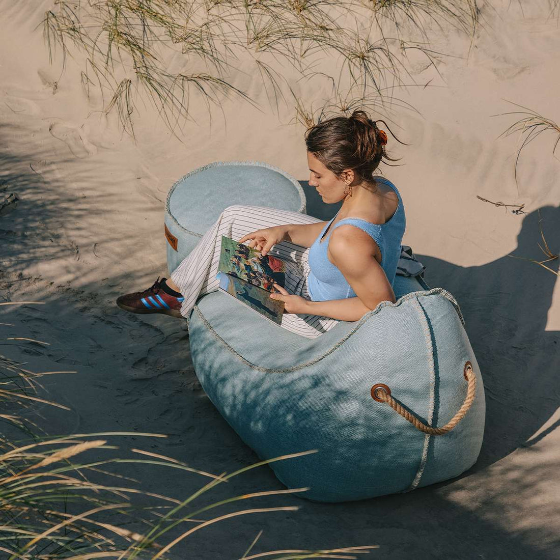 Cobana Lounge Chair i Kirra Light Blue – miljöbild