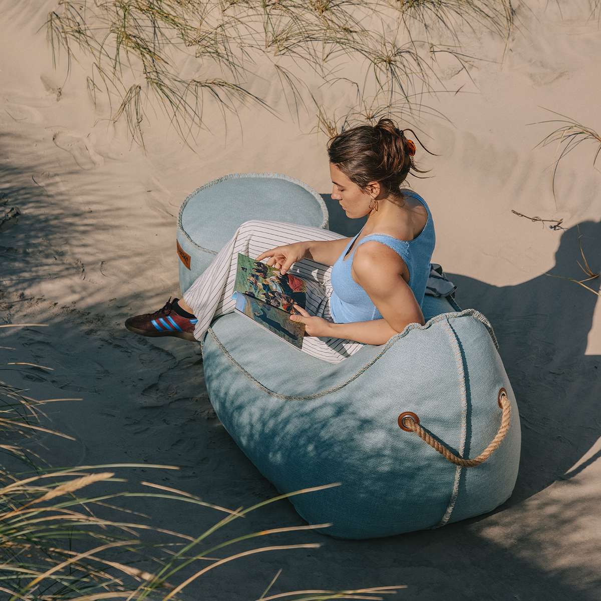 Cobana Lounge Chair i Kirra Light Blue – miljöbild