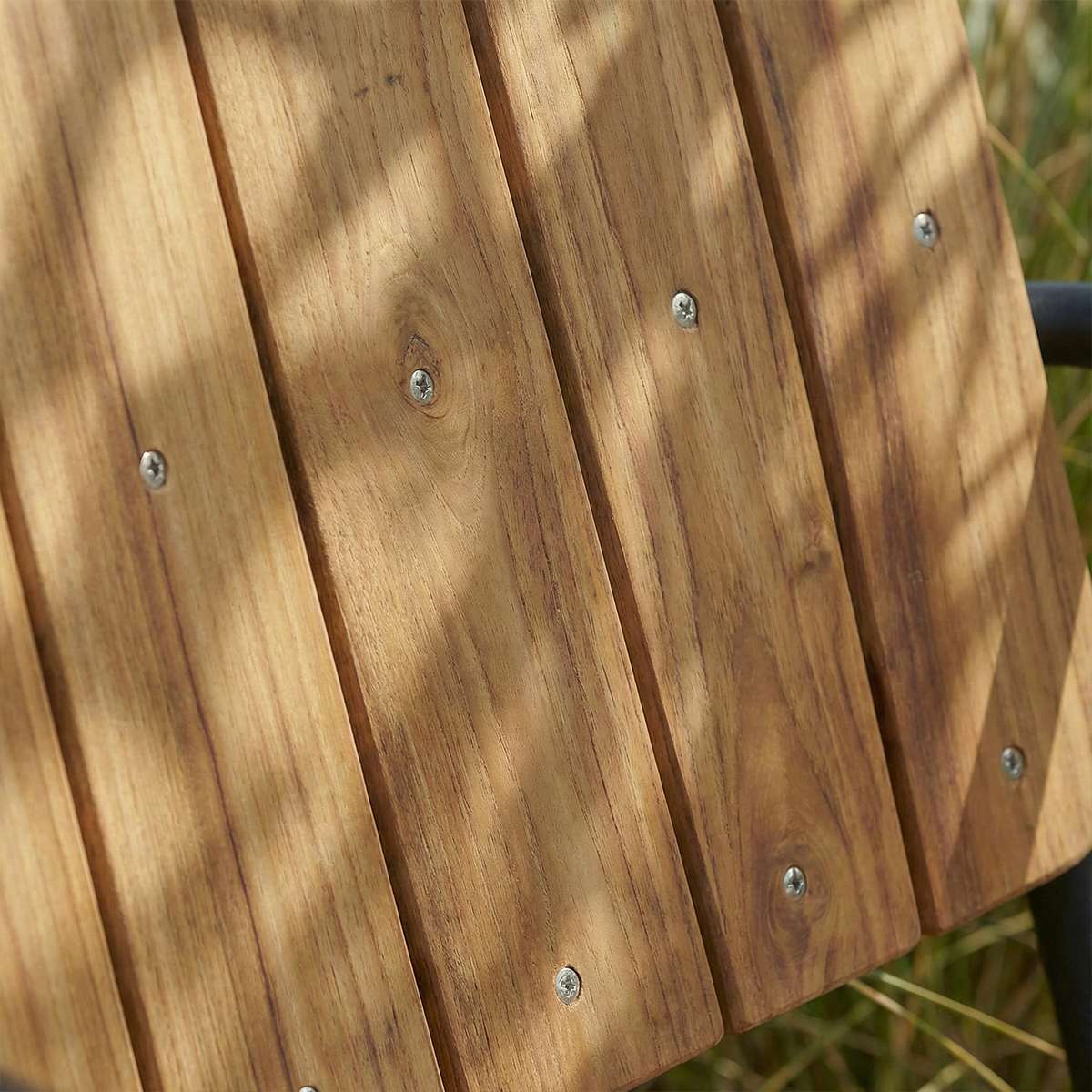 Kirra Patio Lounge Chair i Chestnut – detalj